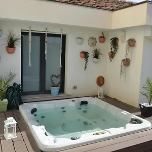 Le 4 Leggende Bed & Breakfast Aeroporto di Catania Fontana Rossa