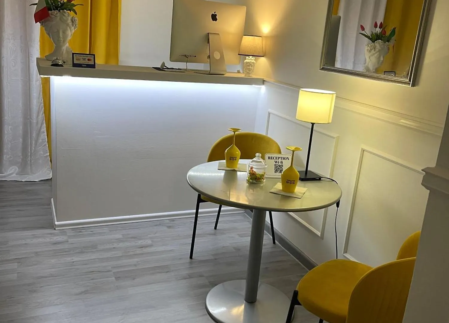 Le Suite Del Lungomare 卡塔尼亚 住宿加早餐酒店